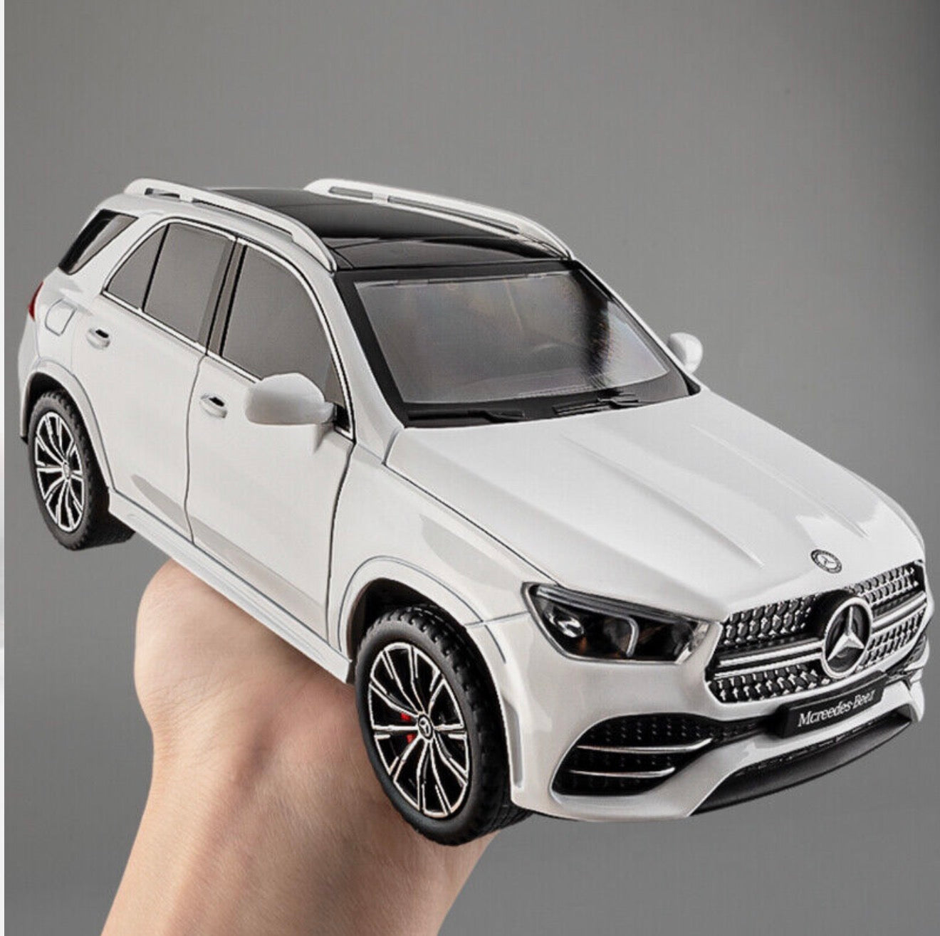 Mercedes-Benz GLE 350 Diecast Model – Light & Sound Collector’s Toy