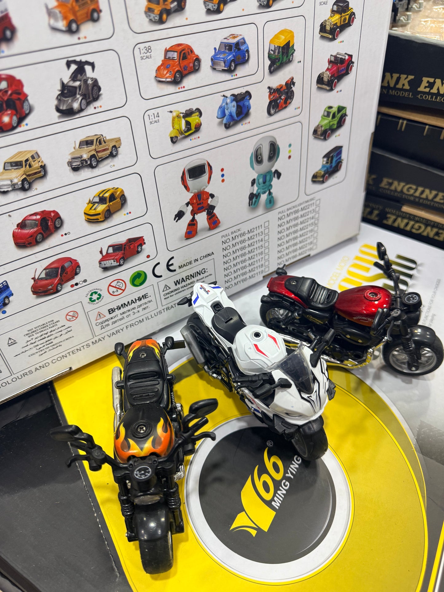 Die-Cast Pull Back Motorcycle Toy – Metal Mini Bike Model for Kids & Collectors