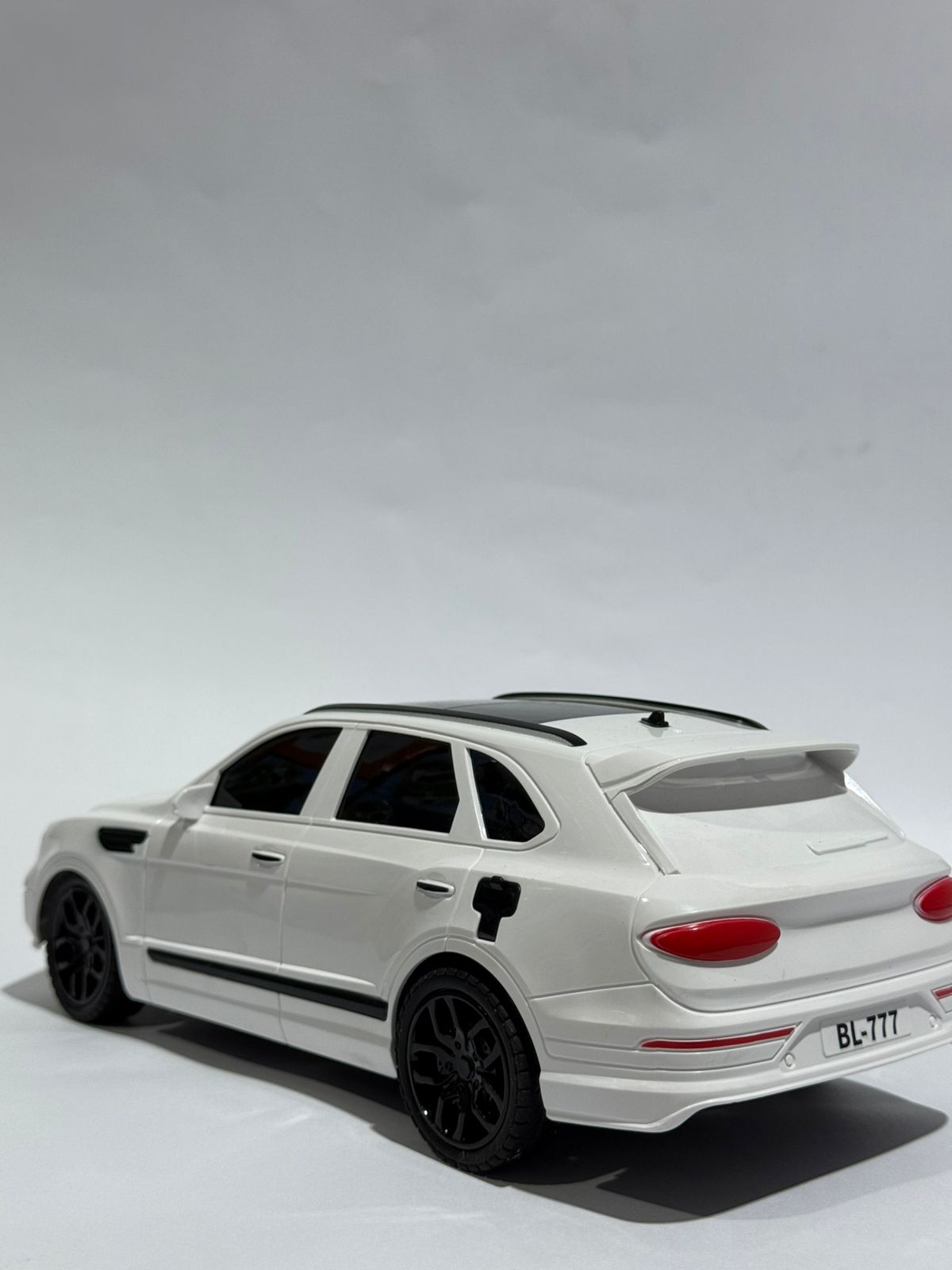 Bently Model R.C EV Cruiser